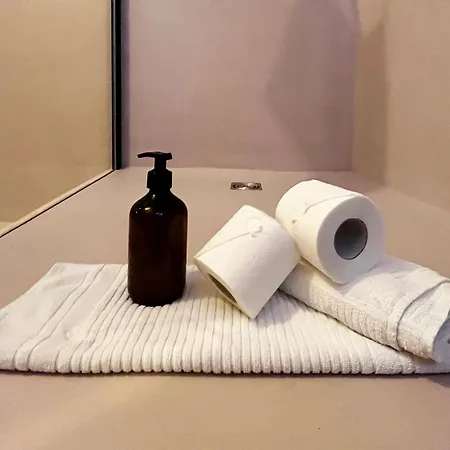 Giano Host - Famagosta Appartement *